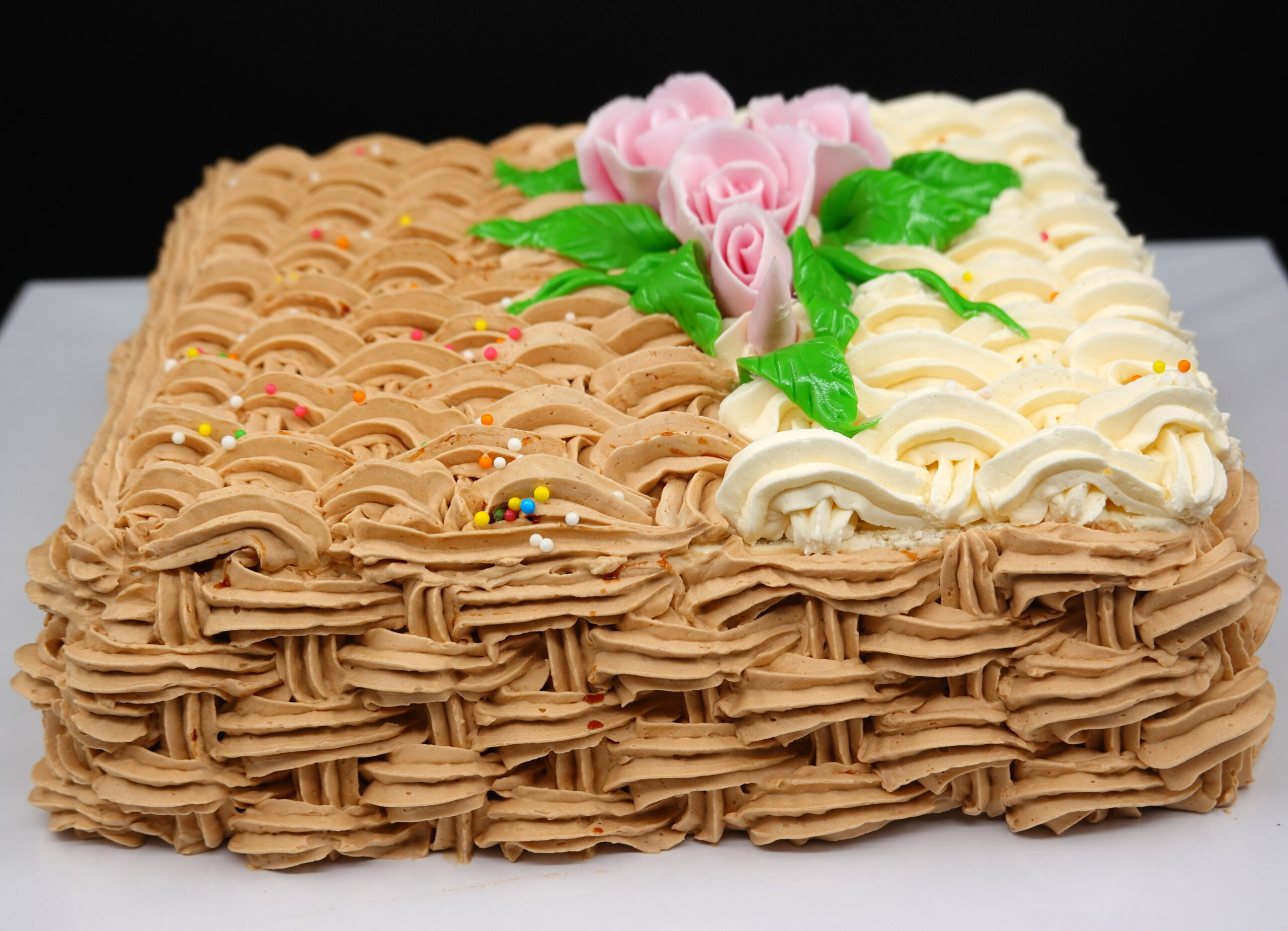 Discover 84+ basket cake images best - in.daotaonec